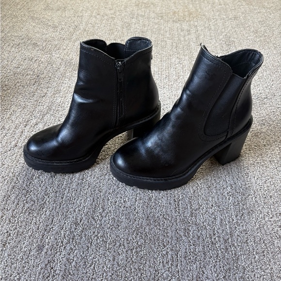 nyc madden Shoes - Black Ankle Boots